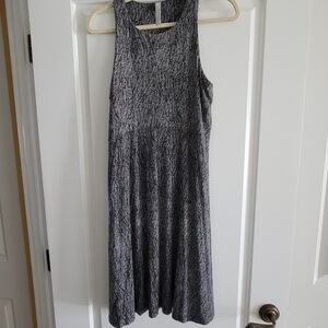 Athleta Gray and Black Patterned Just To The Knee Dress